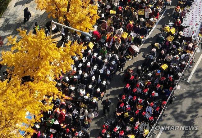 법원 앞에서 열린 이재명 대표 반대집회