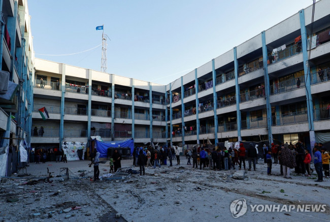 이스라엘 공습 당한 가자지구 학교