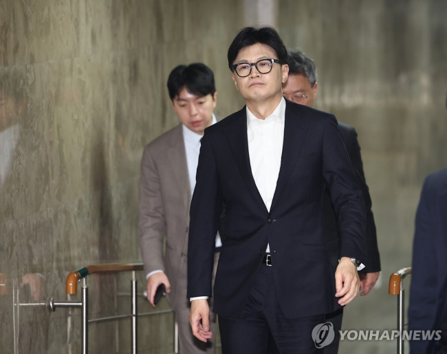 당 대표실 향하는 국민의힘 한동훈 대표