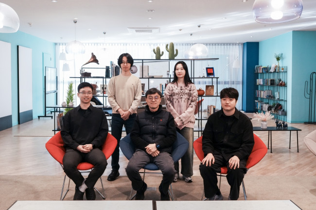 UNIST 정경민(앞줄 가운데) 교수팀