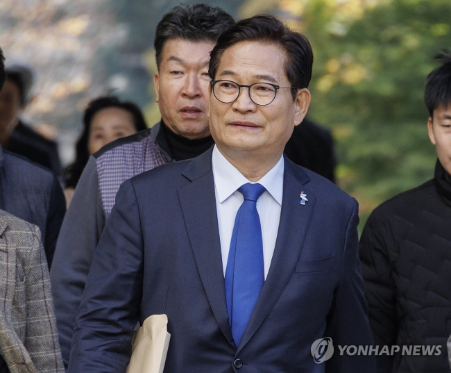 돈봉투 의혹, 송영길 대표 1심 결심 공판 출석