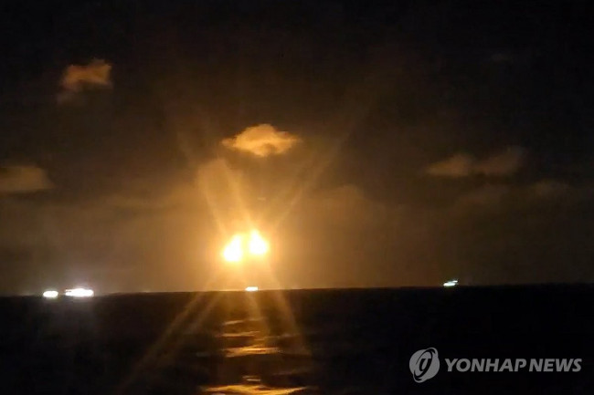 제22서경호 실종자 수색, 야간에도 계속