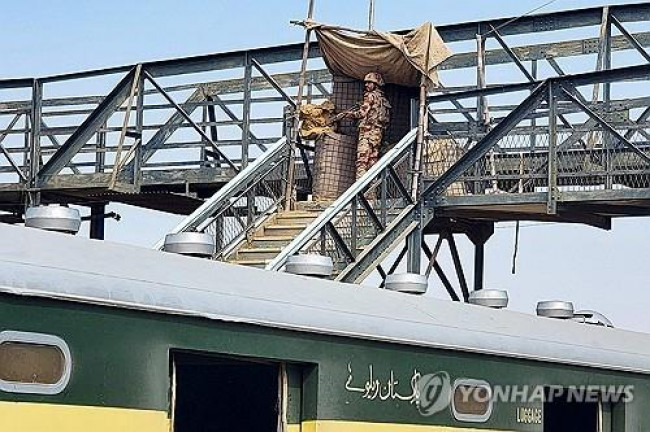 파키스탄 반군 열차 납치 사건