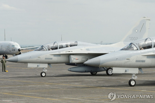 필리핀 공군이 운용하는 한국산 FA-50 전투기