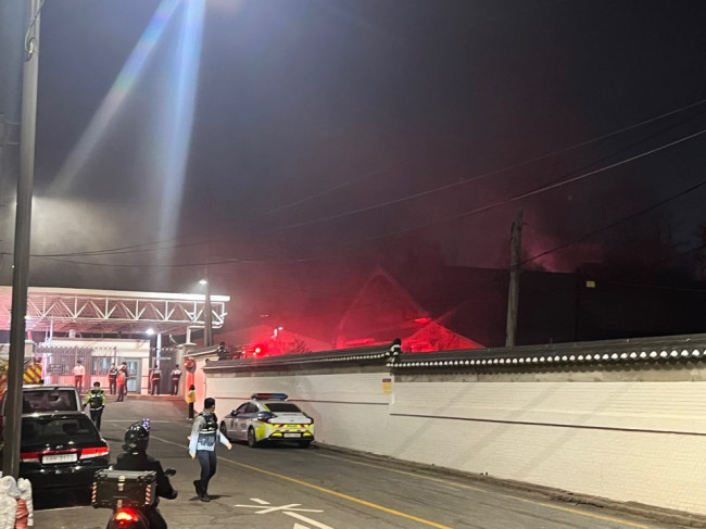 용산 미군기지서 화재…30여분만에 큰 불길 잡혀