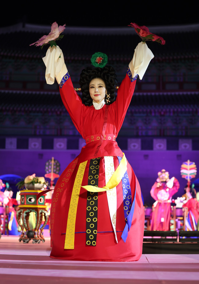 경복궁에서 열린 궁중문화축전 개막제 공연
