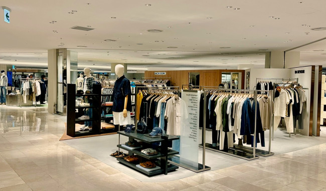 롯데백화점 잠실점 5층 톰그레이하운드 매장