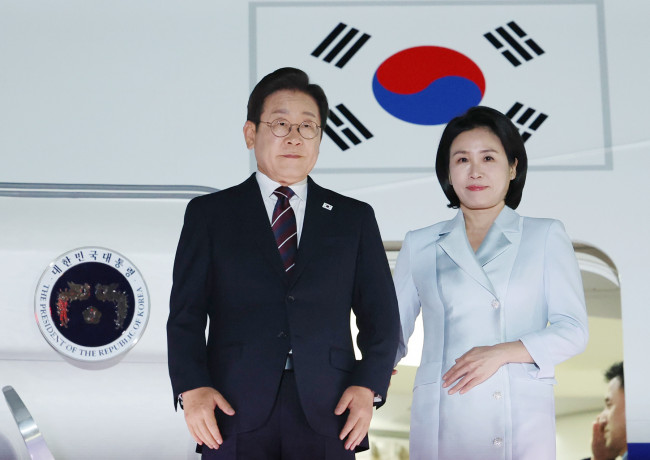 이재명 대통령, 캐나다 G7 정상회의 일정 마치고 귀국
