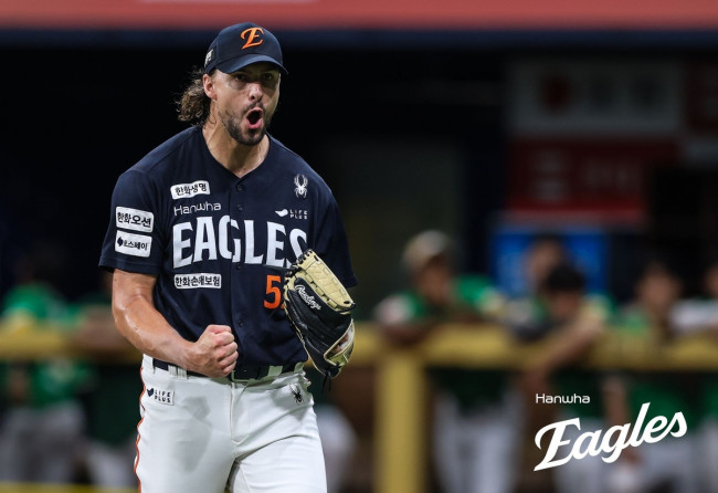 라이언 와이스가 시즌 10승을 수확했다.