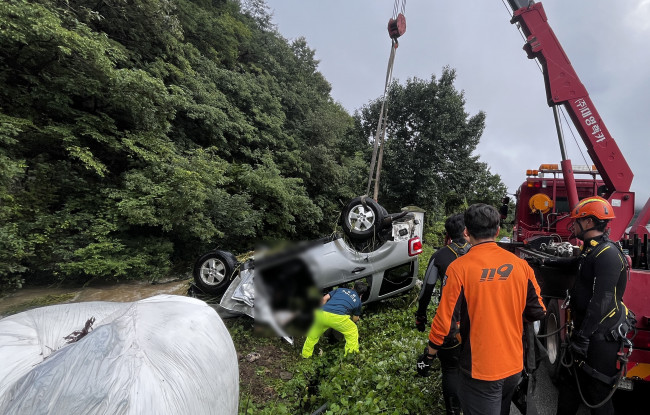 밀양 차량 전복