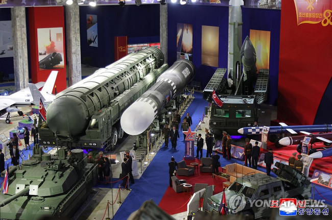 북한, 신형 '화성-20형' 추정 미사일